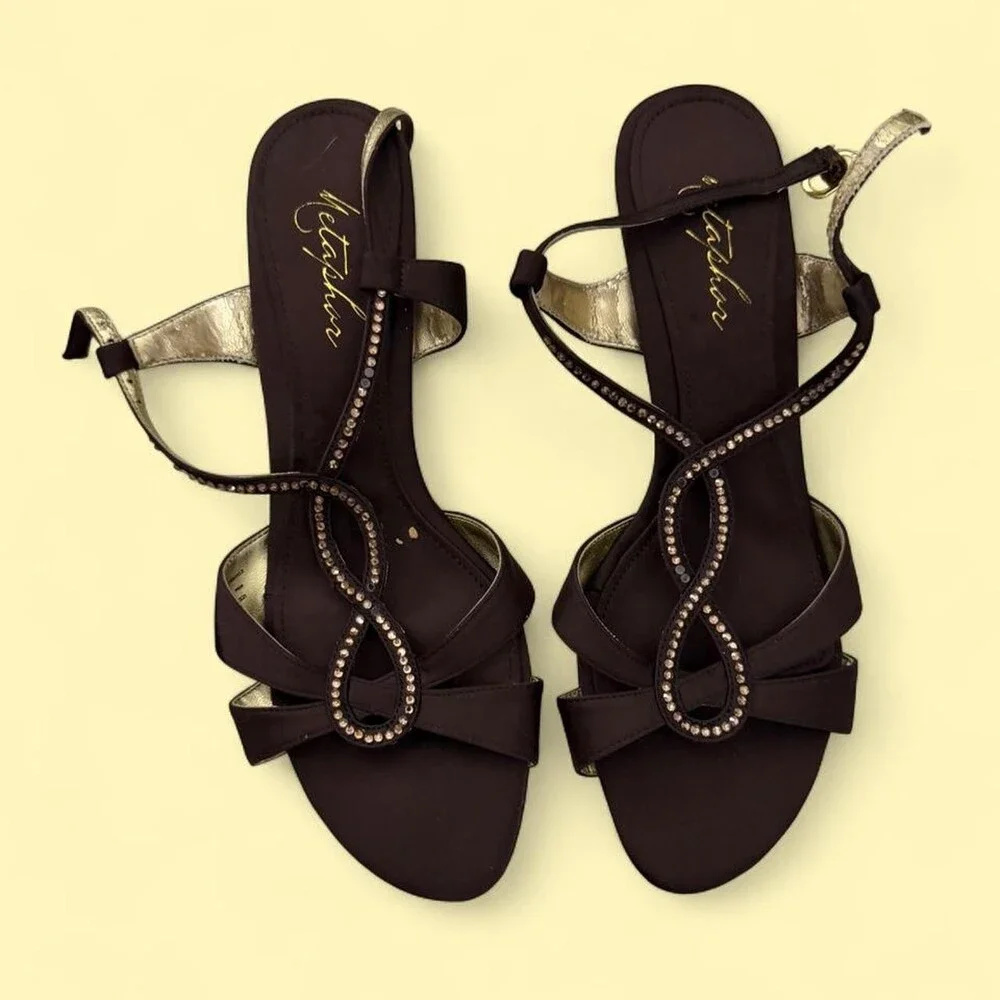 Metaphor Women's Brown and Gold Courts